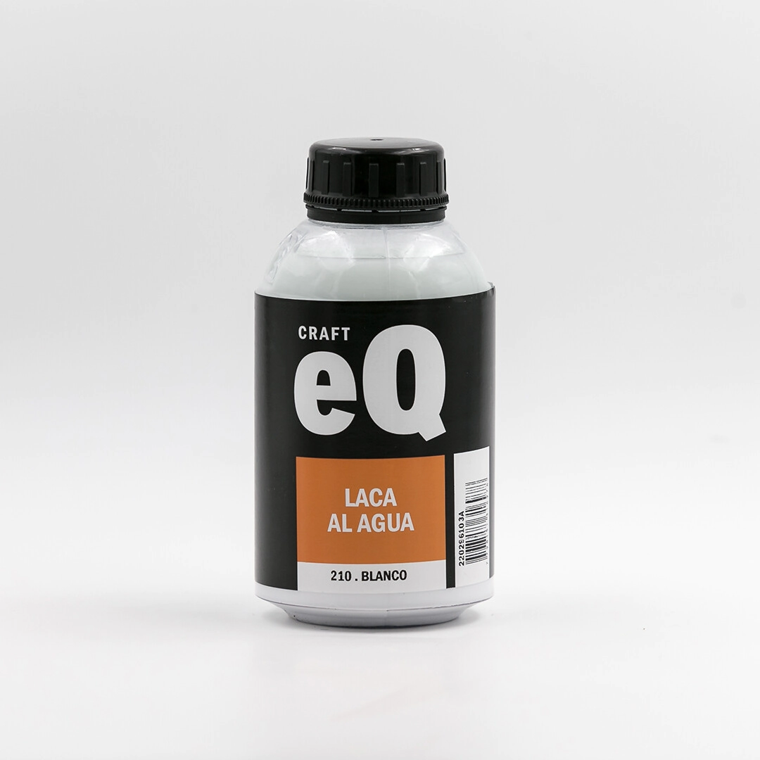 Laca EQ color blanco (210) x375 ml